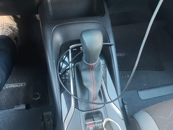 Фото 7 - Toyota Corolla