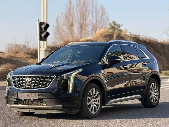 Фото 1 - Cadillac XT4