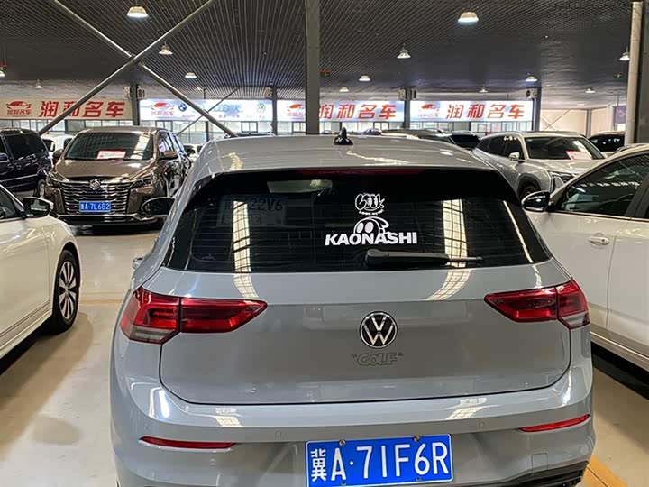 Фото 5 - Volkswagen Golf