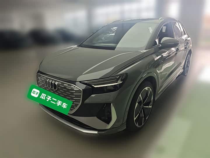 Фото 1 - Audi Q4 e-tron