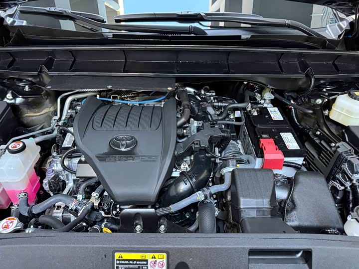 Фото 7 - Toyota Crown Kluger