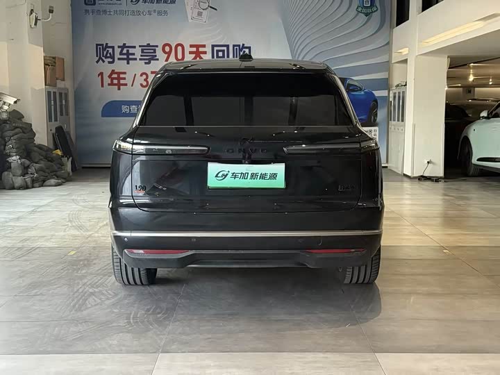 Фото 8 - Nio Onvo L90