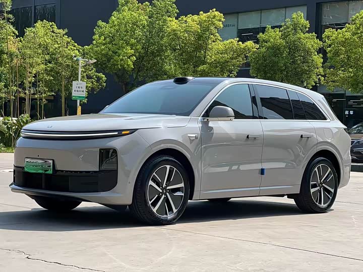 Фото 1 - LiXiang L6