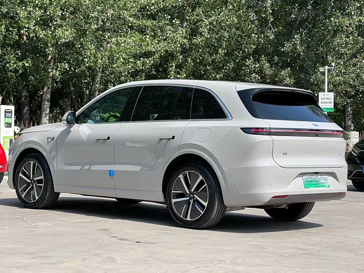 Фото 9 - LiXiang L6