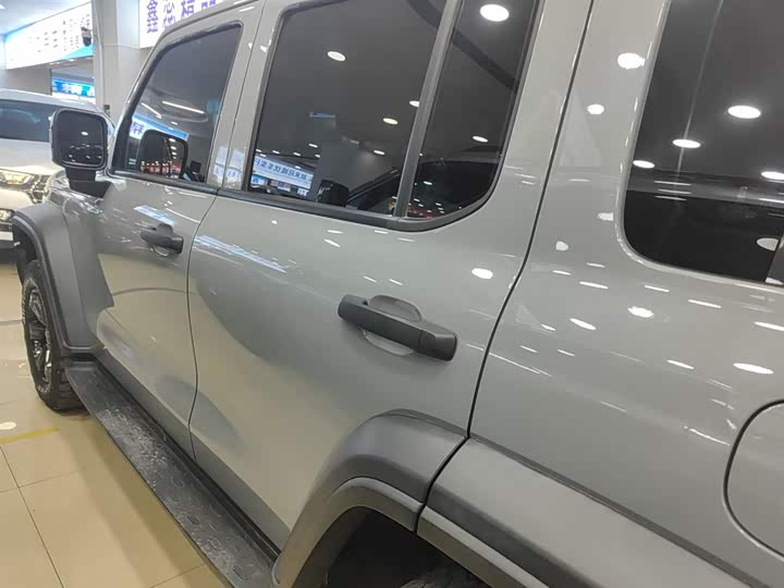 Фото 5 - Tank 300