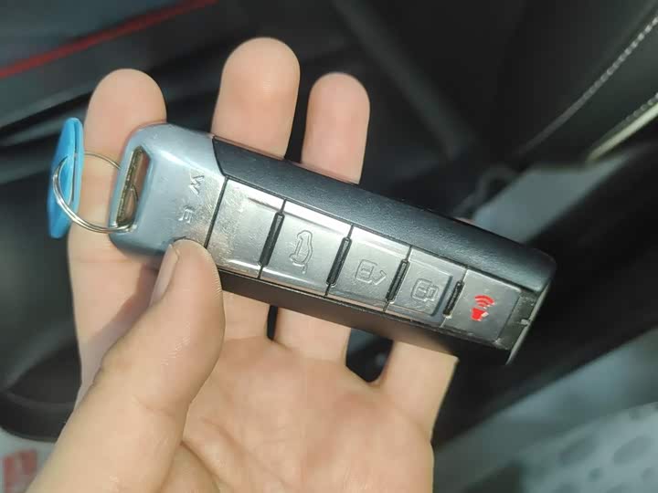 Фото 9 - Tank 300