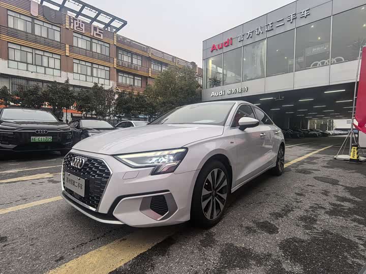 Фото 1 - Audi A3