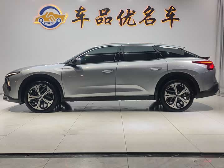 Фото 4 - Citroen C5 X