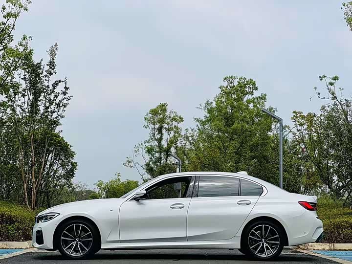 Фото 9 - BMW 3 Series