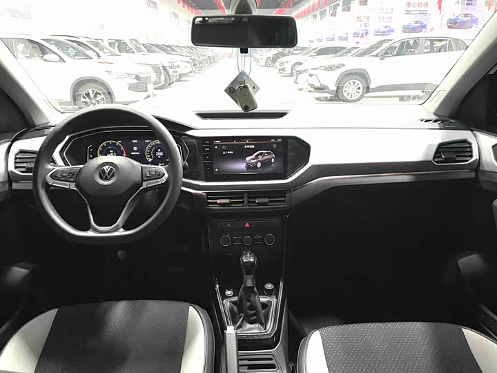 Фото 6 - Volkswagen Tacqua