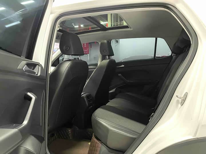 Фото 8 - Volkswagen Tacqua