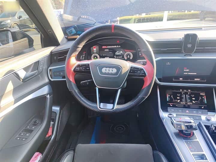 Фото 3 - Audi A6L