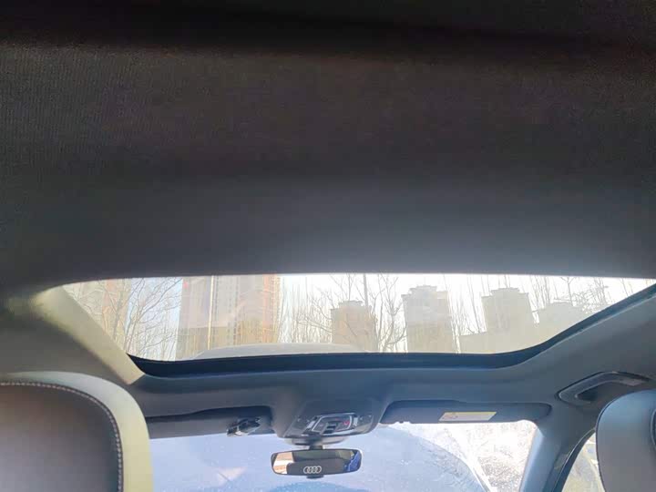 Фото 9 - Audi A6L