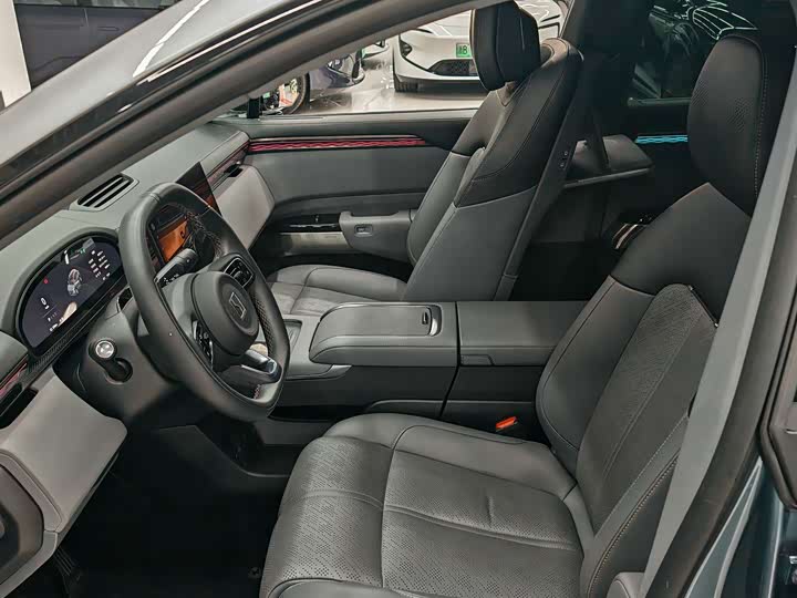 Фото 7 - Zeekr 7X