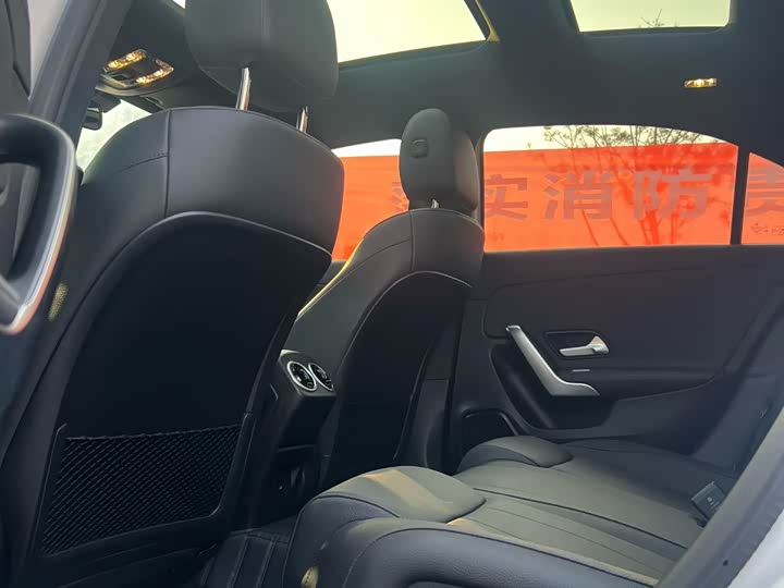 Фото 6 - Mercedes-Benz A-Class