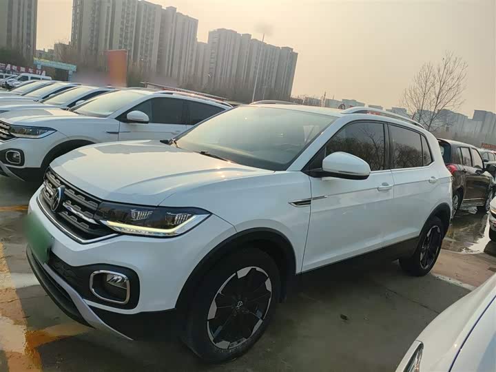 Фото 5 - Volkswagen Tacqua