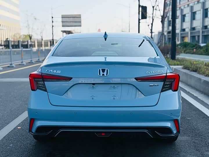 Фото 8 - Honda Integra