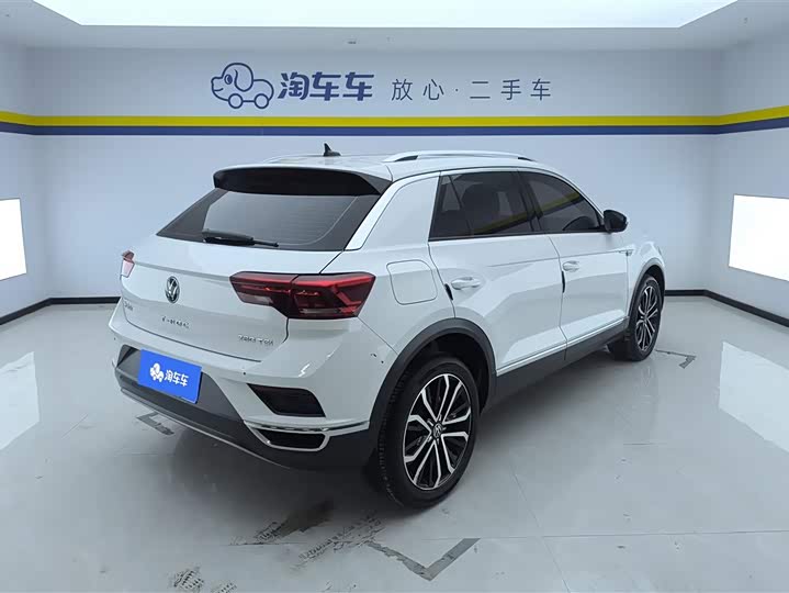 Фото 3 - Volkswagen T-Roc