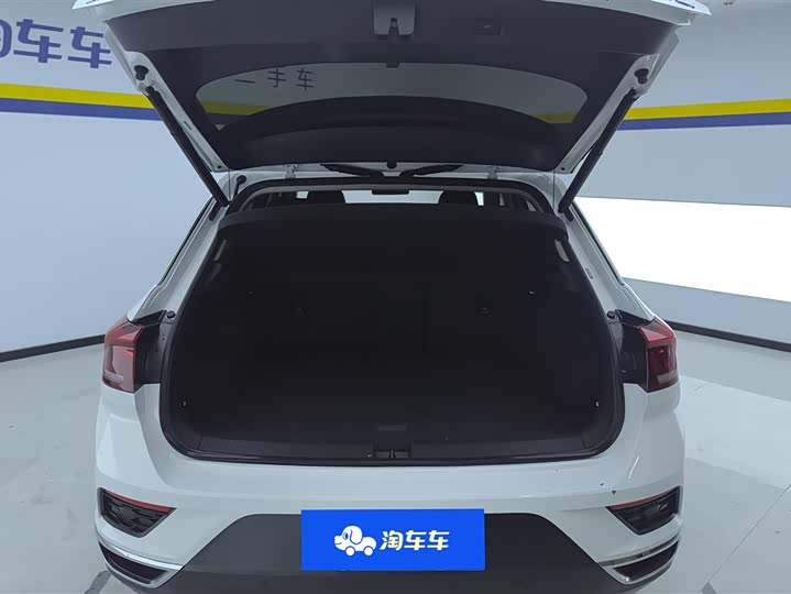 Фото 4 - Volkswagen T-Roc