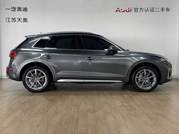 Фото 3 - Audi Q5L