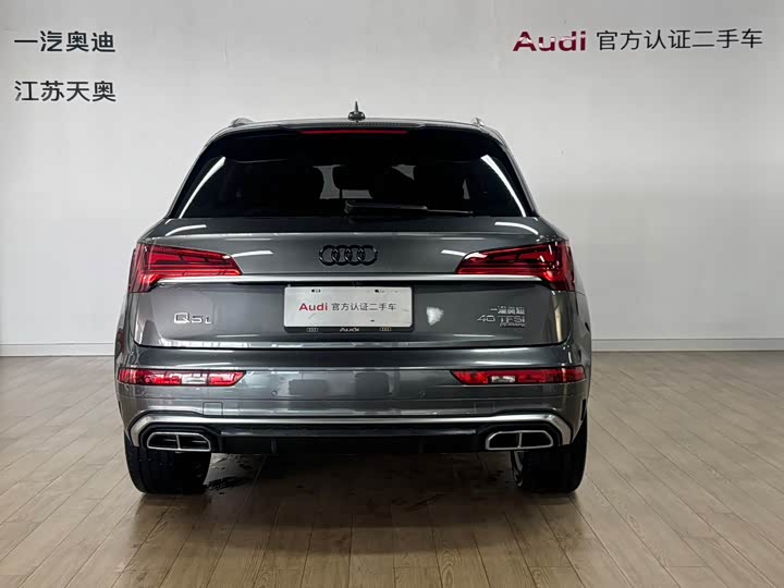 Фото 5 - Audi Q5L
