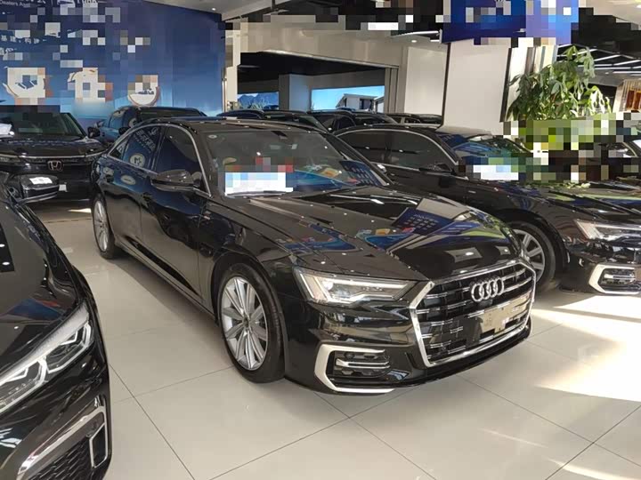 Фото 4 - Audi A6L