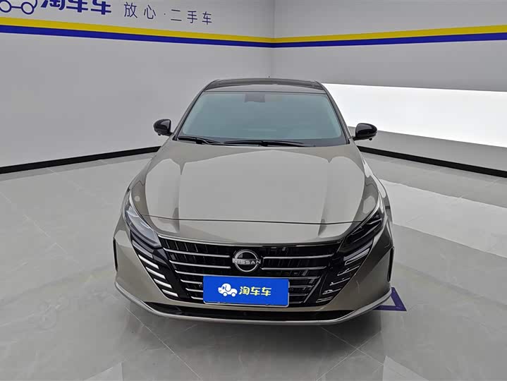 Фото 2 - Nissan Teana