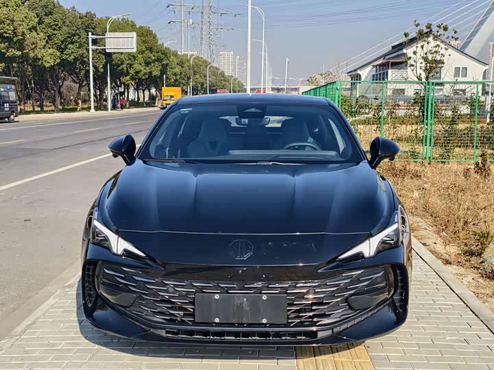 Фото 2 - MG Motor 7