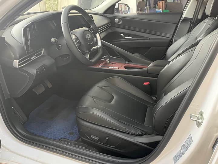 Фото 7 - Hyundai Elantra N line