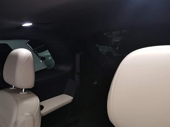 Фото 4 - LiXiang One