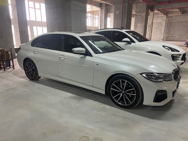 Фото 3 - BMW 3 Series