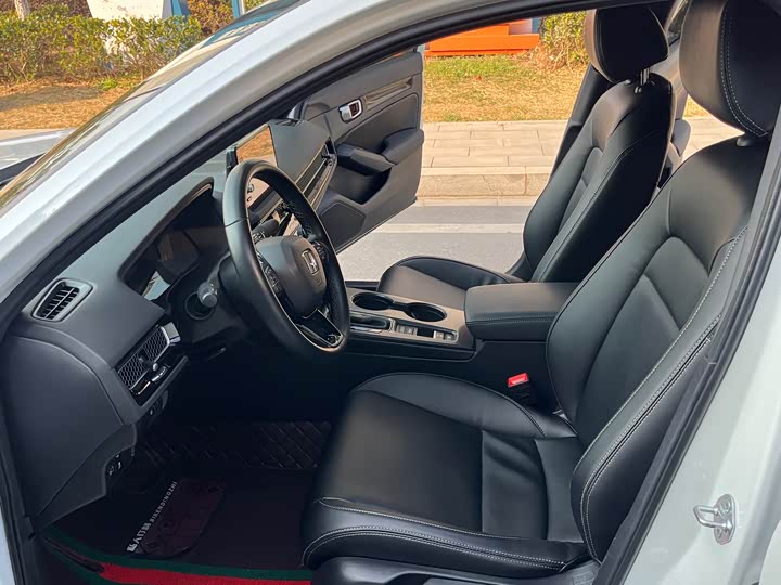 Фото 7 - Honda Civic