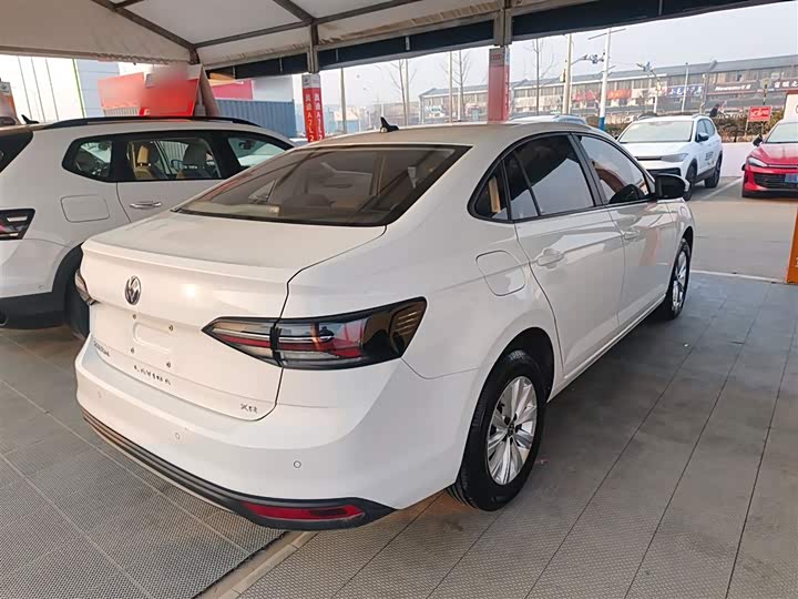 Фото 7 - Volkswagen Lavida