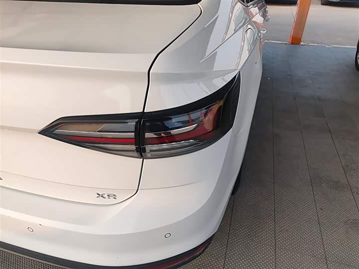 Фото 8 - Volkswagen Lavida