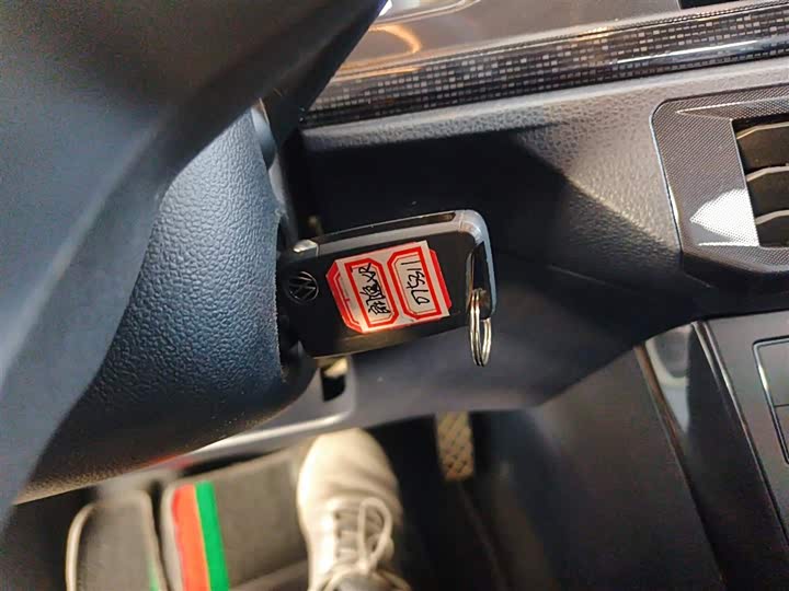 Фото 9 - Volkswagen Lavida