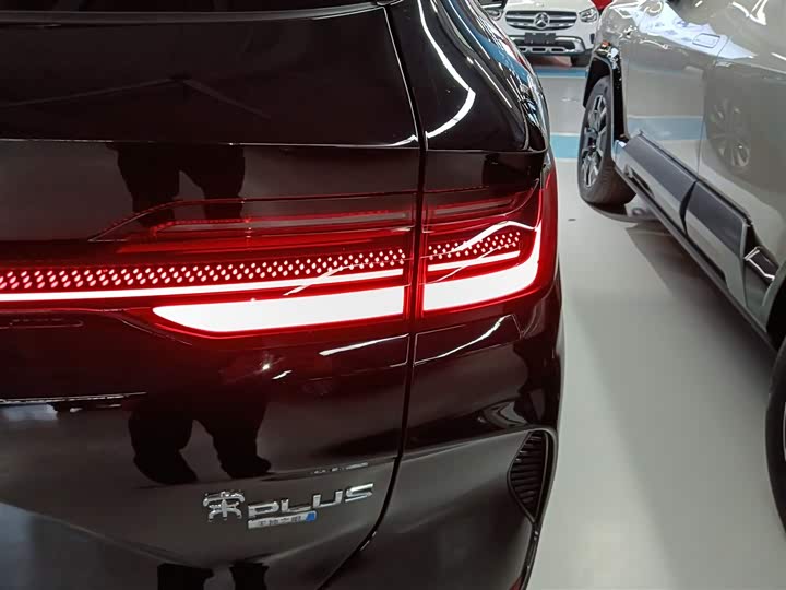 Фото 8 - BYD Song Plus Hybrid/EV