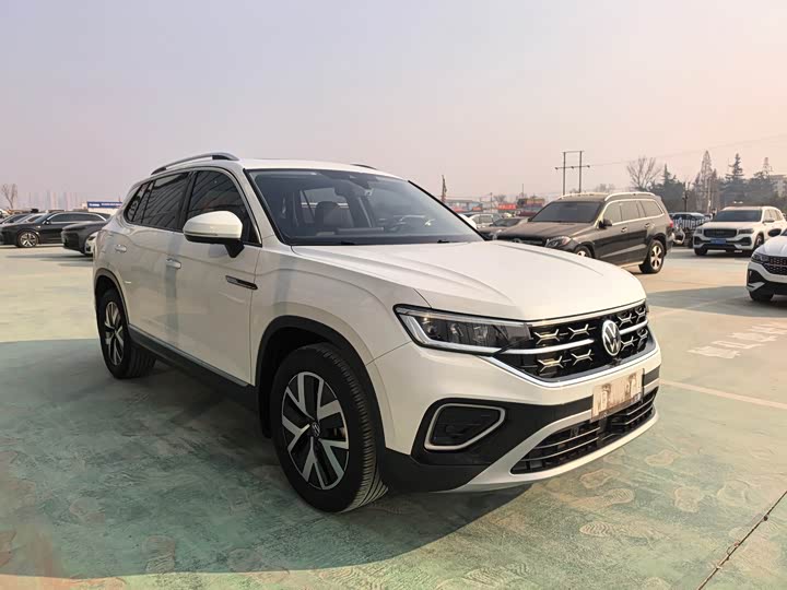 Фото 3 - Volkswagen Tayron