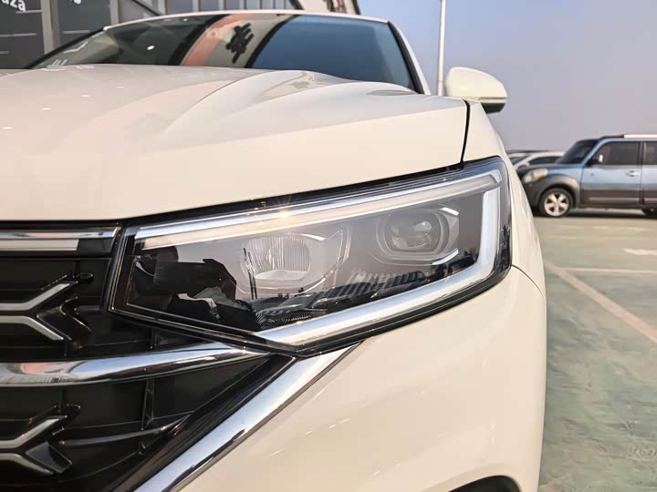 Фото 9 - Volkswagen Tayron