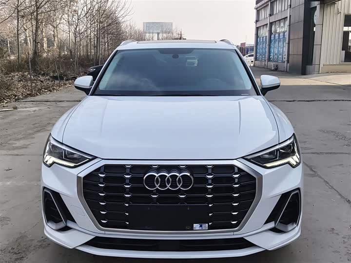 Фото 3 - Audi Q3