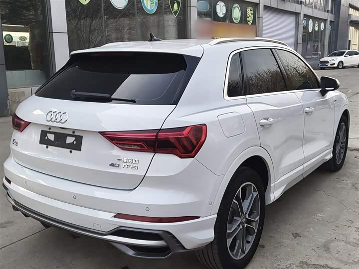 Фото 5 - Audi Q3