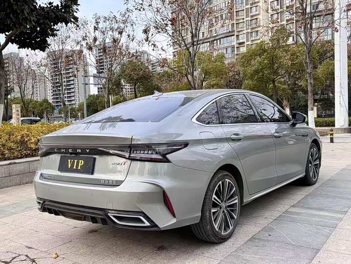 Фото 6 - Chery Arrizo 8