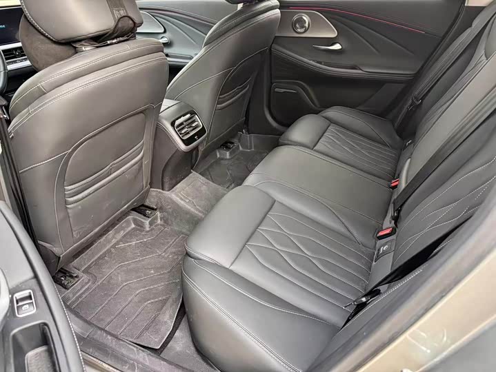 Фото 9 - Chery Arrizo 8