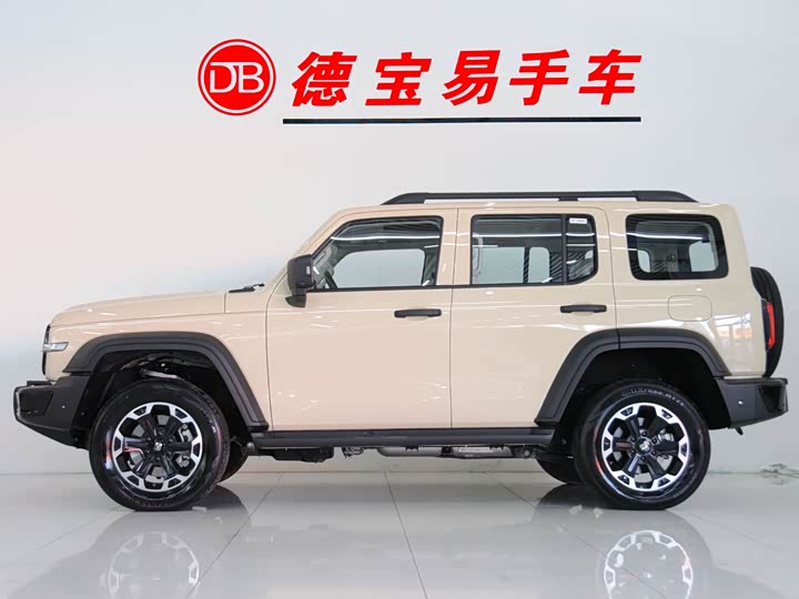 Фото 3 - Tank 300 Hybrid