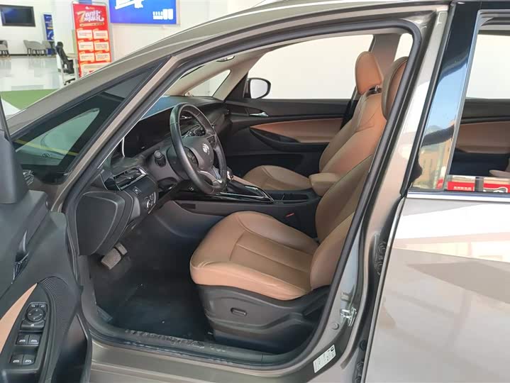 Фото 9 - Buick GL6