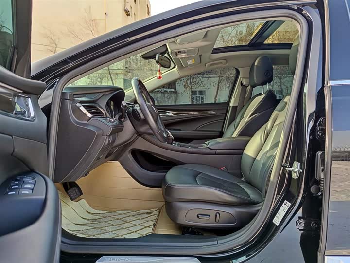 Фото 7 - Buick LaCrosse