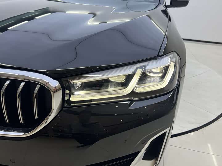 Фото 8 - BMW 5 Series