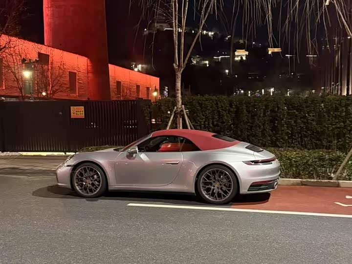 Фото 4 - Porsche 911