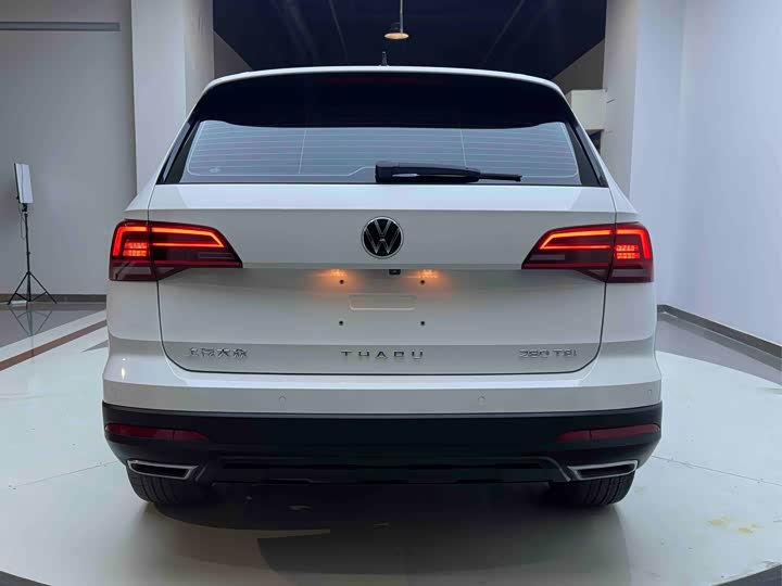 Фото 5 - Volkswagen Tharu