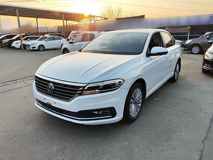 Фото 1 - Volkswagen Lavida