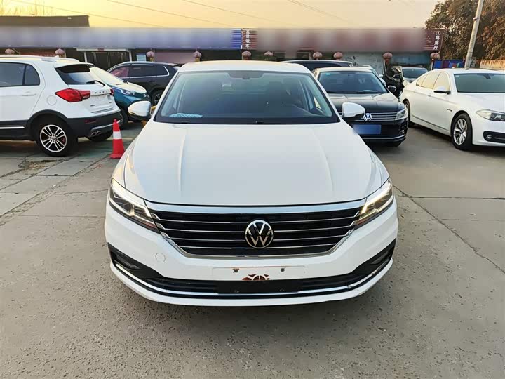 Фото 3 - Volkswagen Lavida